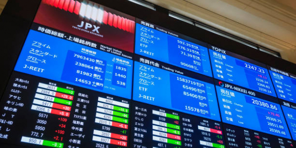 Mercati in tensione, Tokyo apre in ribasso: petrolio, Medio Oriente e inflazione Usa frenano gli investitori